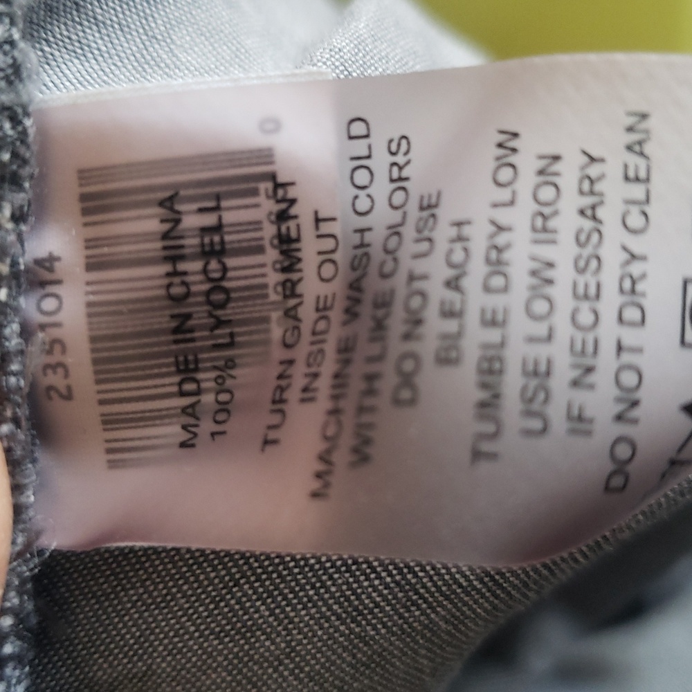 Riley & Rae Charcoal Button-Down Shirt - Picture 8 of 8